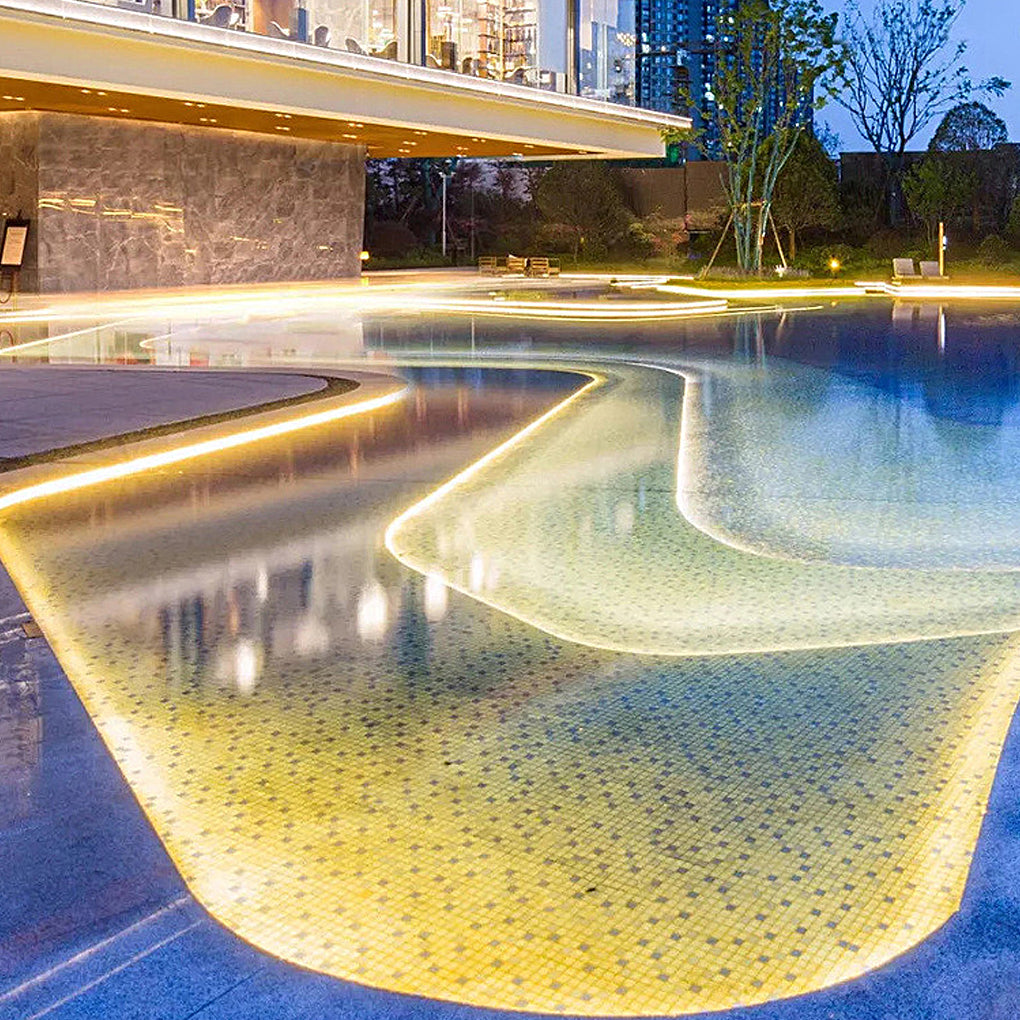Flexible Waterproof Color-Changing Solar LED Strip Lights for Outdoors
