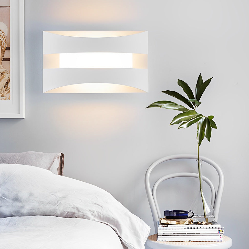 Minimalist Nordic Rectangular LED Wall Sconce in Sleek White for Bedroom