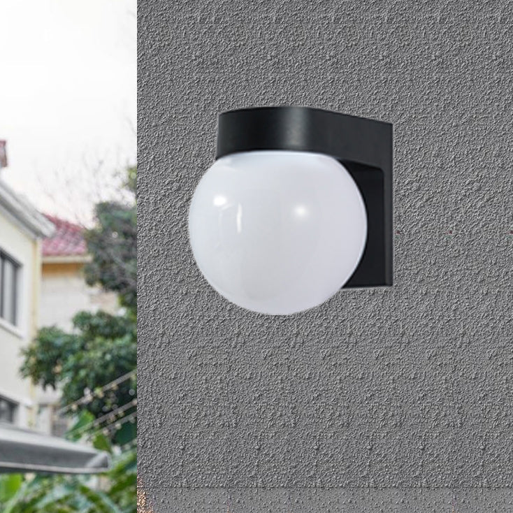 Modern Clear Polycarbonate Waterproof Wall Sconce Lamp for Outdoor Patio