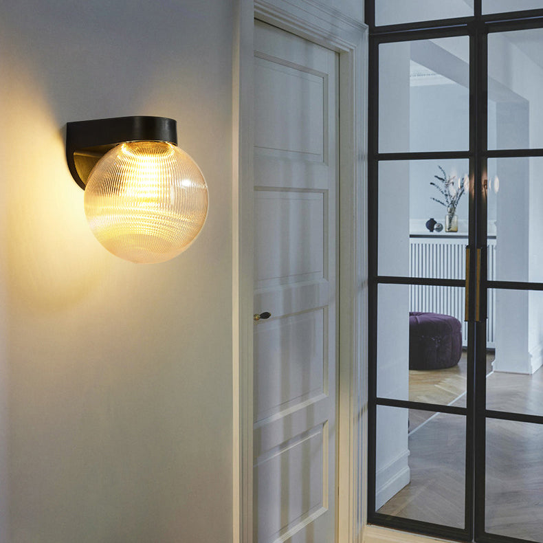 Modern Clear Polycarbonate Waterproof Wall Sconce Lamp for Outdoor Patio