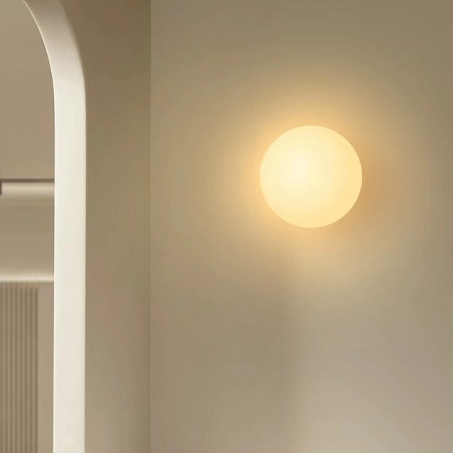 Contemporary Clear Glass Orb 1-Light Wall Sconce for Living Room Decor