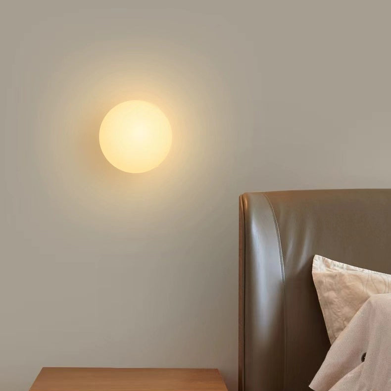 Contemporary Clear Glass Orb 1-Light Wall Sconce for Living Room Decor