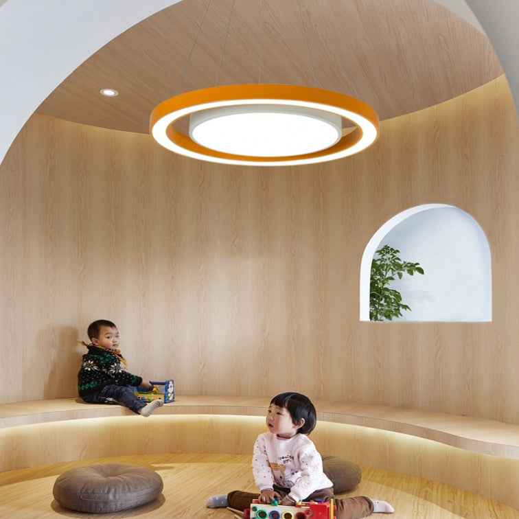 Sleek Black Round LED Island Chandelier Light for Modern Bedroom Decor