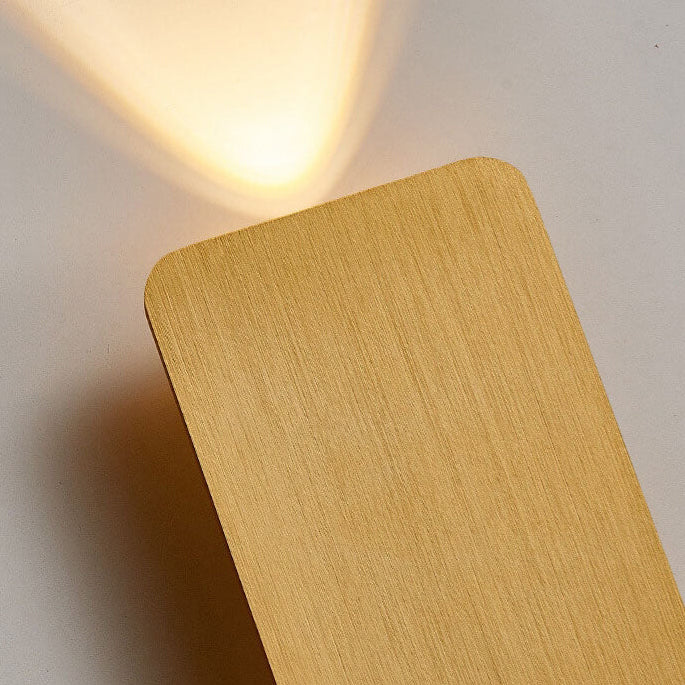 Sleek Aluminum Rectangular LED Wall Sconce Light for Modern Interiors