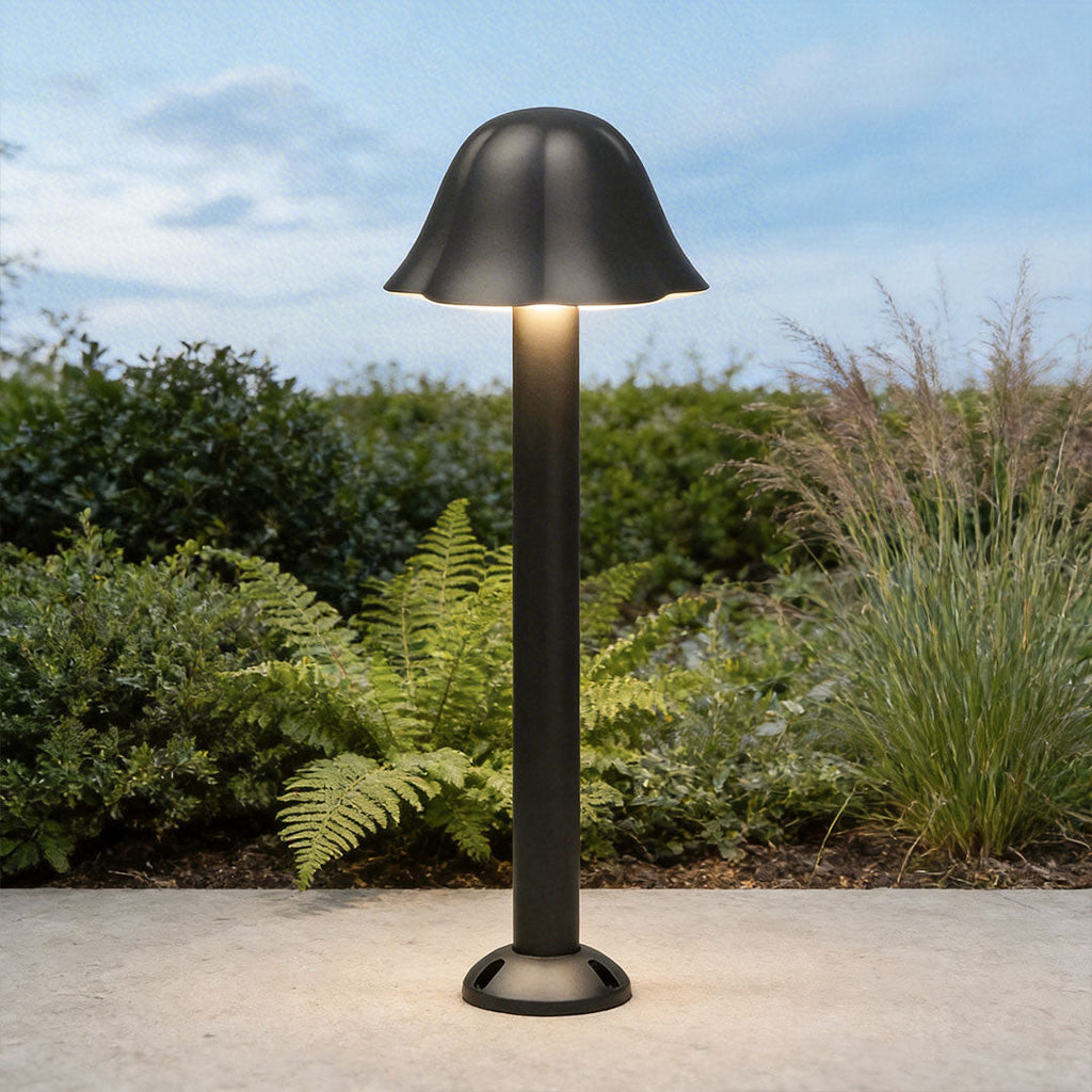 Elegant Black Mushroom Outdoor Path Light for Courtyard Landscaping