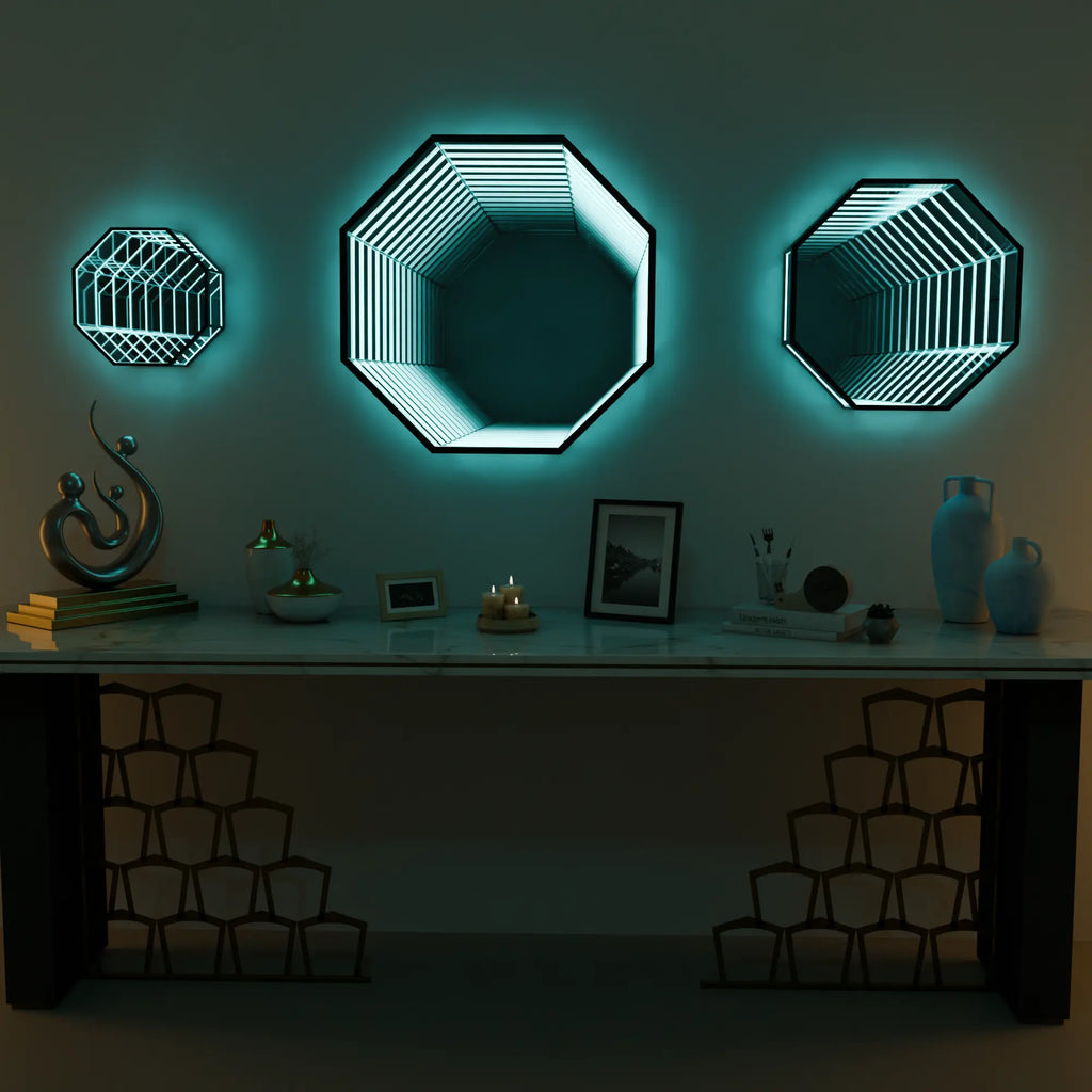 Modern Infinity OctaMirror - Elegant Wall Mirror in Silver for Living Room