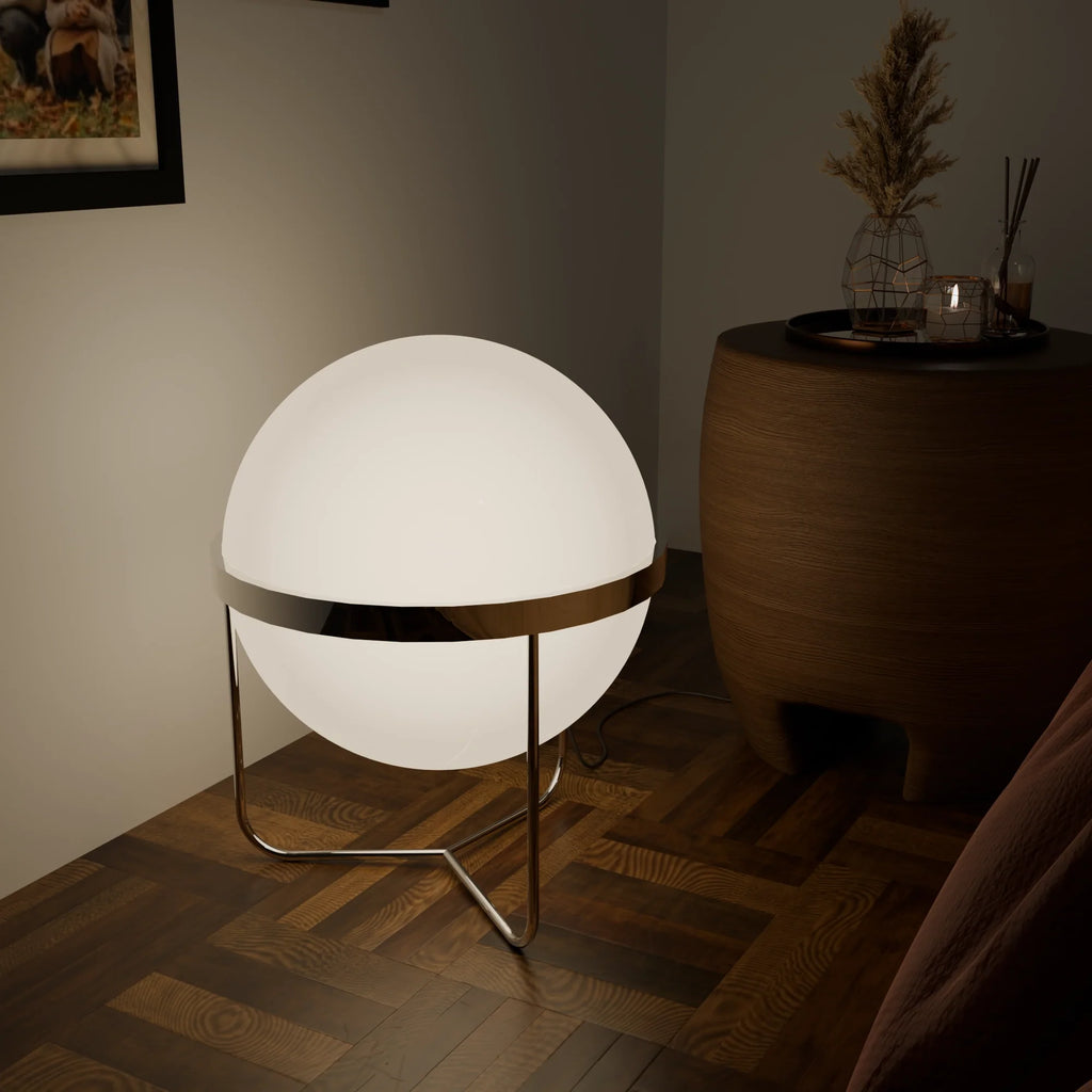 Elegant White Ceramic Table Lamp with Gold Accent for Home Decor