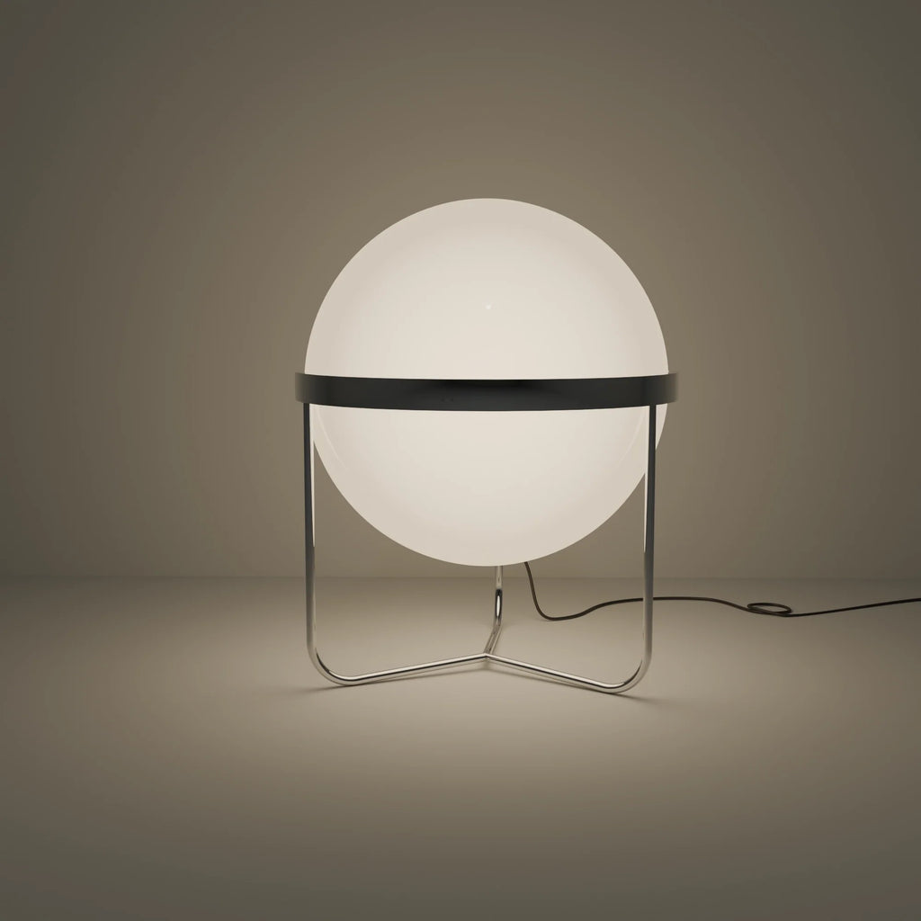 Elegant White Ceramic Table Lamp for Living Room or Bedroom Decor