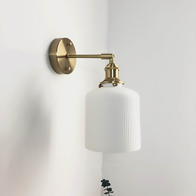 Retro Minimalist Brass and Lucite Oval Wall Sconce for Elegant Spaces