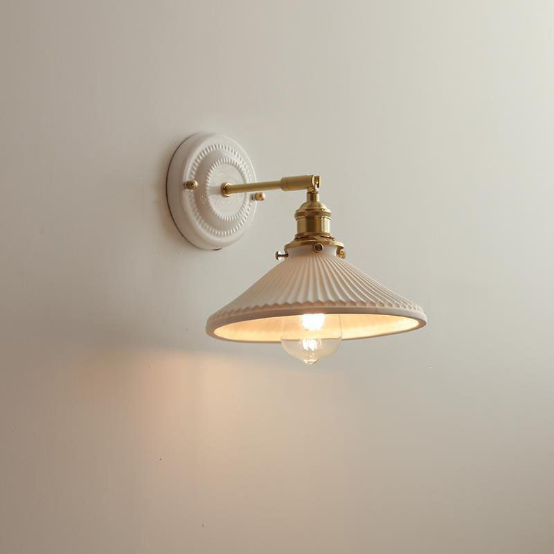 Classic Brass-Finished Vintage Ceramic Round Wall Sconce Lamp for Living Room