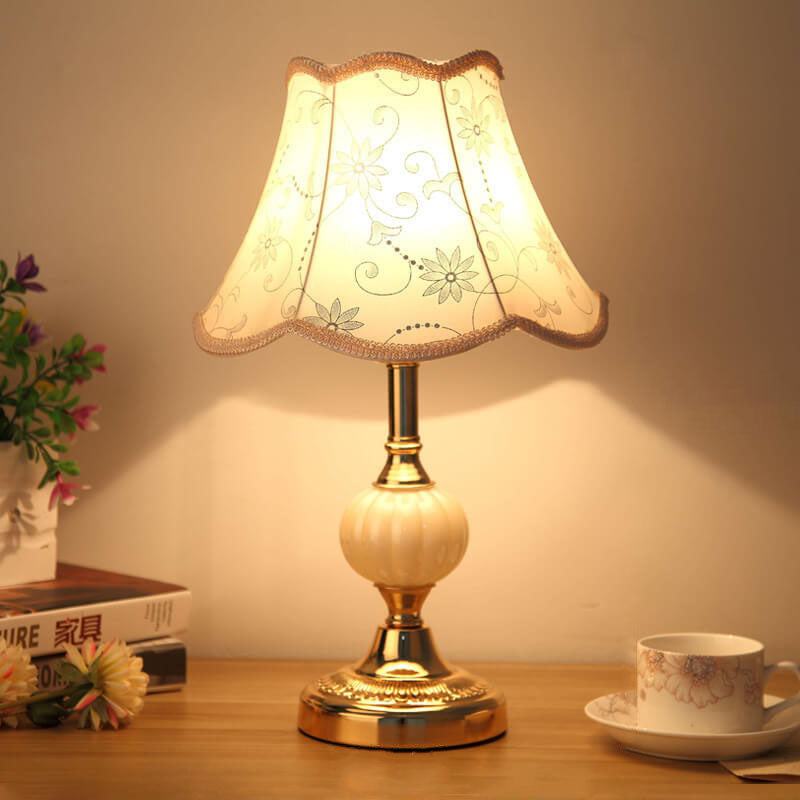 Nordic Vintage Floral Glass Table Lamp for Bedroom or Living Room Decor