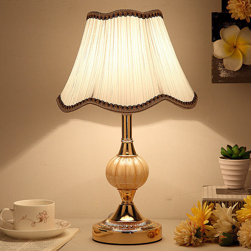 Nordic Vintage Floral Glass Table Lamp for Bedroom or Living Room Decor
