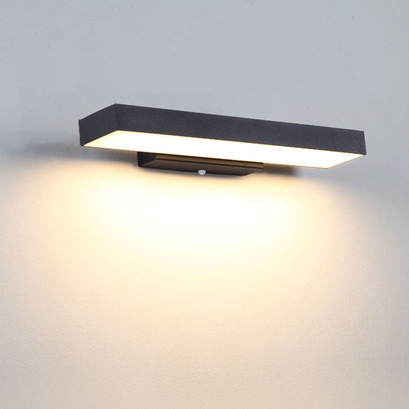 Minimalist Black Rectangular LED Outdoor Wall Sconce Lamp for Patios