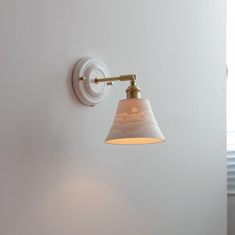 Classic Brass-Finished Vintage Ceramic Round Wall Sconce Lamp for Living Room