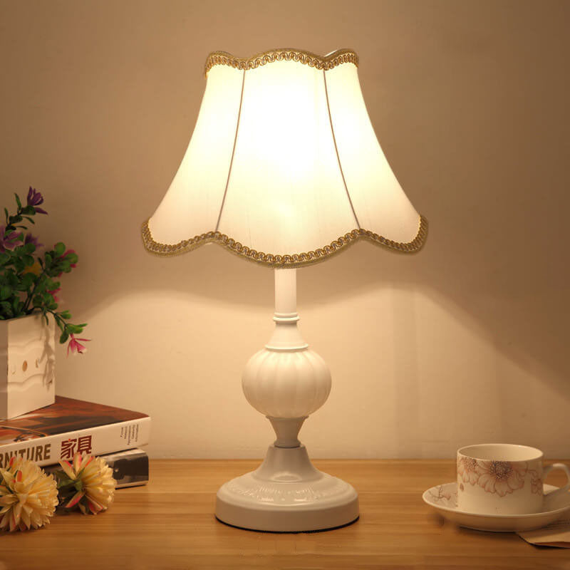 Nordic Vintage Floral Glass Table Lamp for Bedroom or Living Room Decor