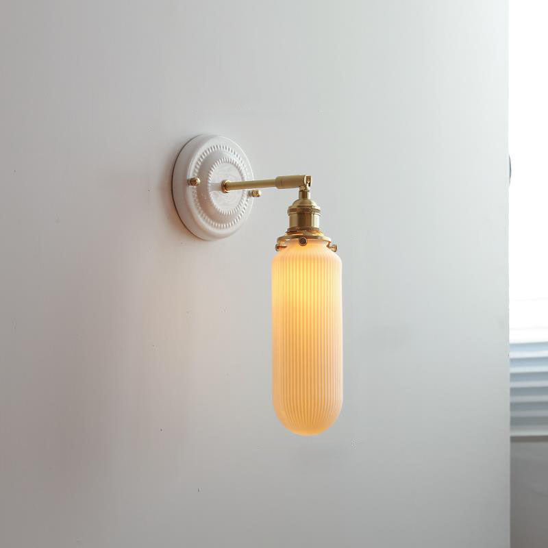 Classic Brass-Finished Vintage Ceramic Round Wall Sconce Lamp for Living Room