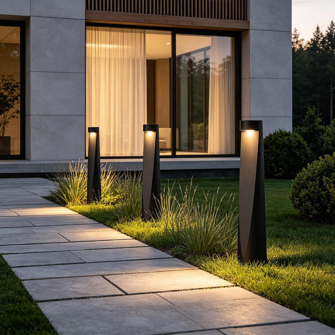 Rustic Bronze Waterproof LED Pathway Lights for Outdoor Landscape Design