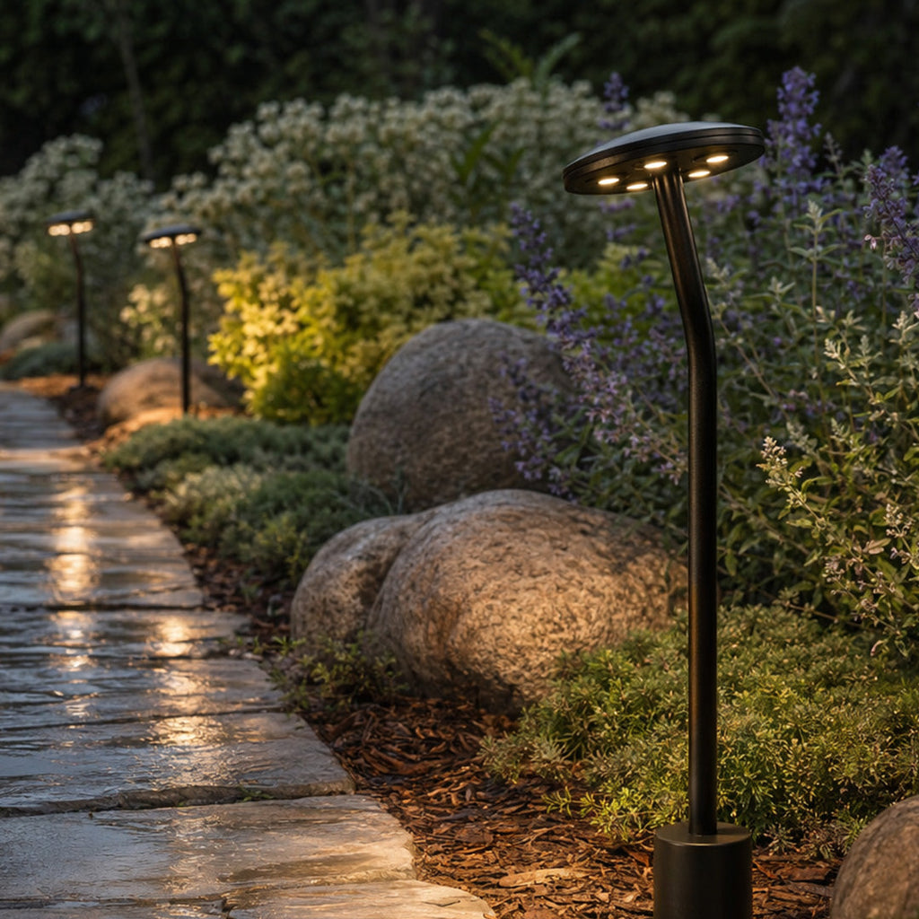 Durable Waterproof LED Pathway Landscape Lighting Fixture in Sleek Black