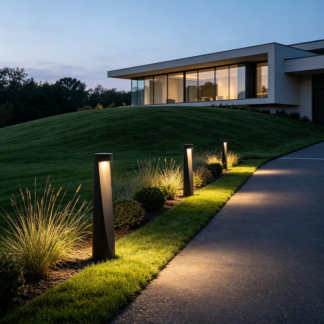 Rustic Bronze Waterproof LED Pathway Lights for Outdoor Landscape Design