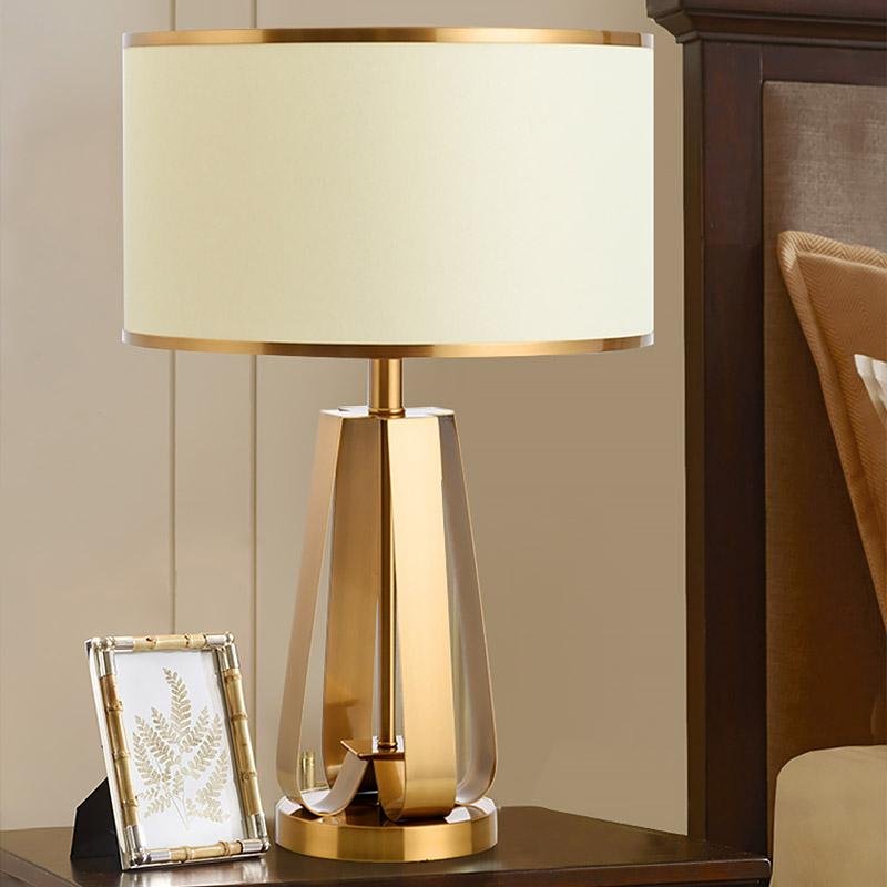 Elegant 22-Inch Gold Brass Geometric Table Lamp in Faux Silk for Living Room
