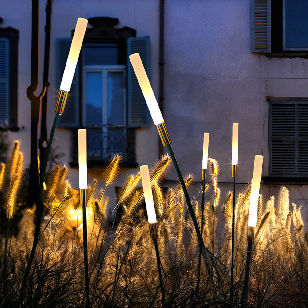 Outdoor Waterproof LED Landscape Spike Light for Garden Pathway Lighting