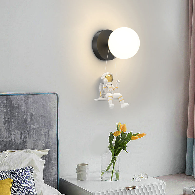 Nordic Style White Astronaut Resin Wall Light for Kids' Room Decor