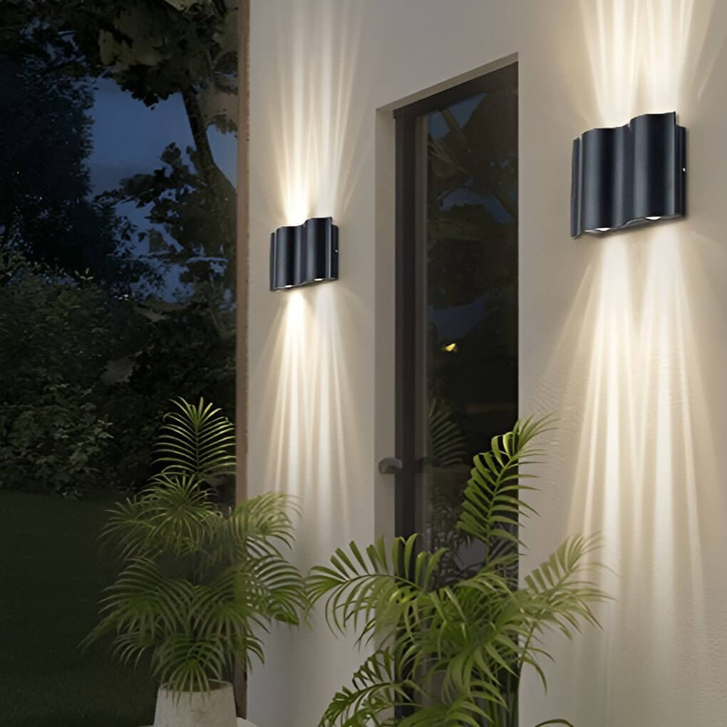 Stylish Wavy Aluminum LED Up-Down Wall Light for Outdoor Spaces