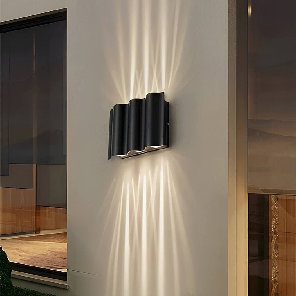 Stylish Wavy Aluminum LED Up-Down Wall Light for Outdoor Spaces