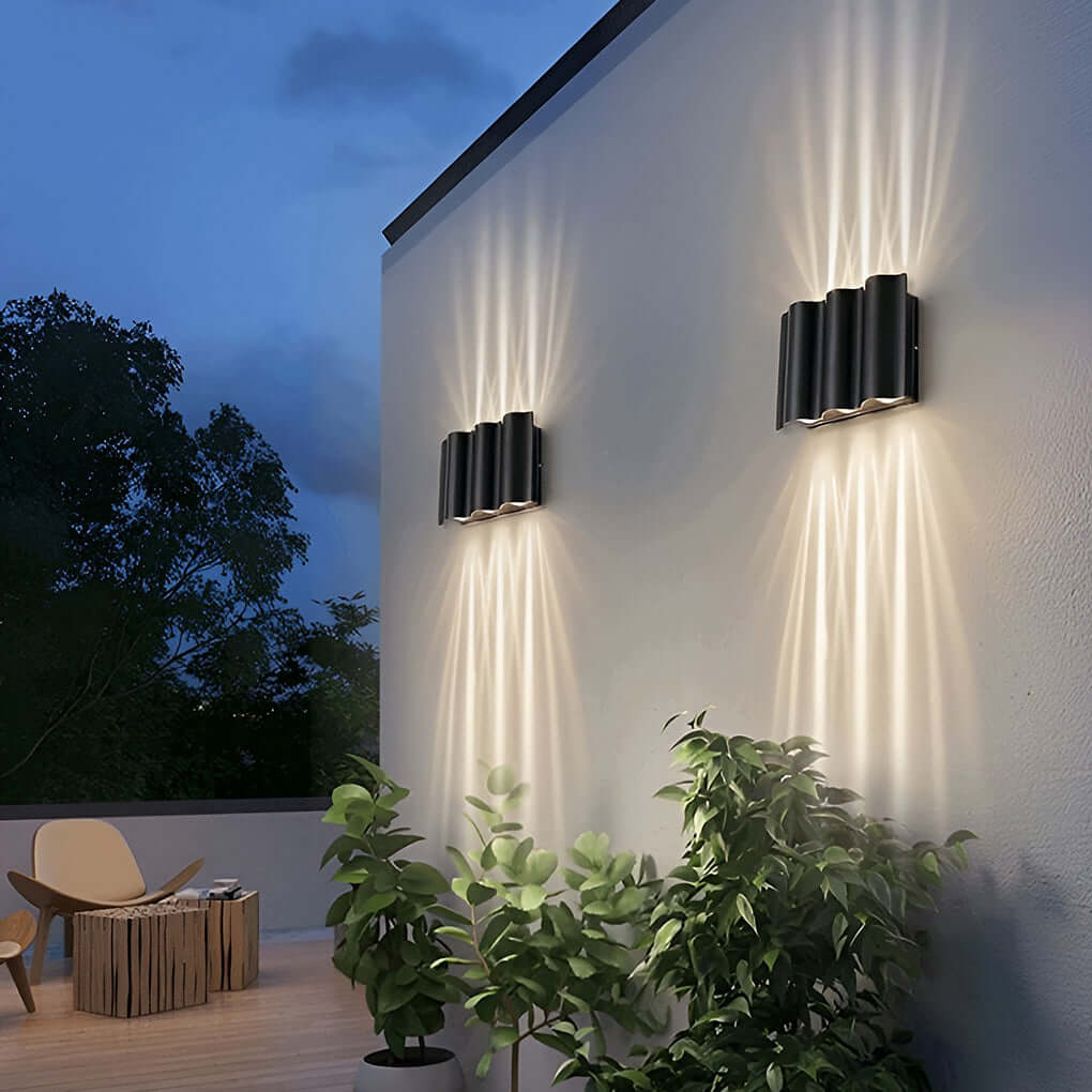 Stylish Wavy Aluminum LED Up-Down Wall Light for Outdoor Spaces