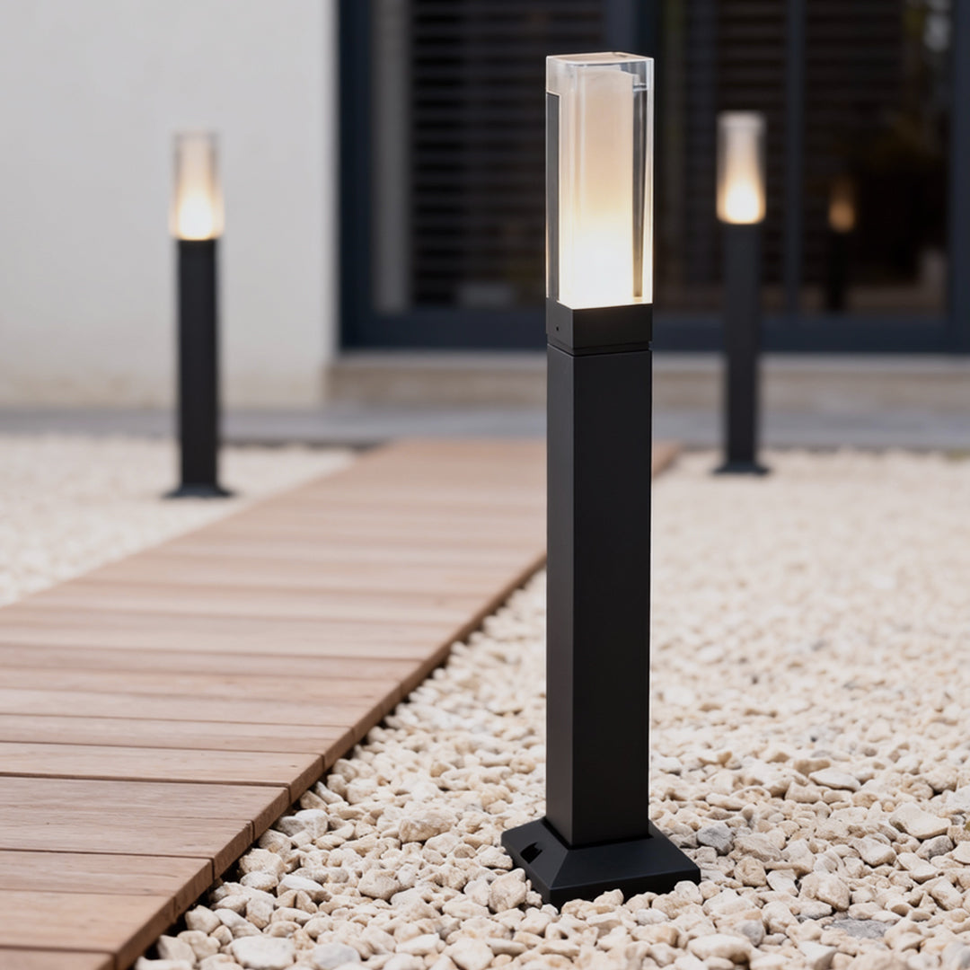 Sleek Black Aluminum Cubic LED Bollard Light for Outdoor Pathway Lighting