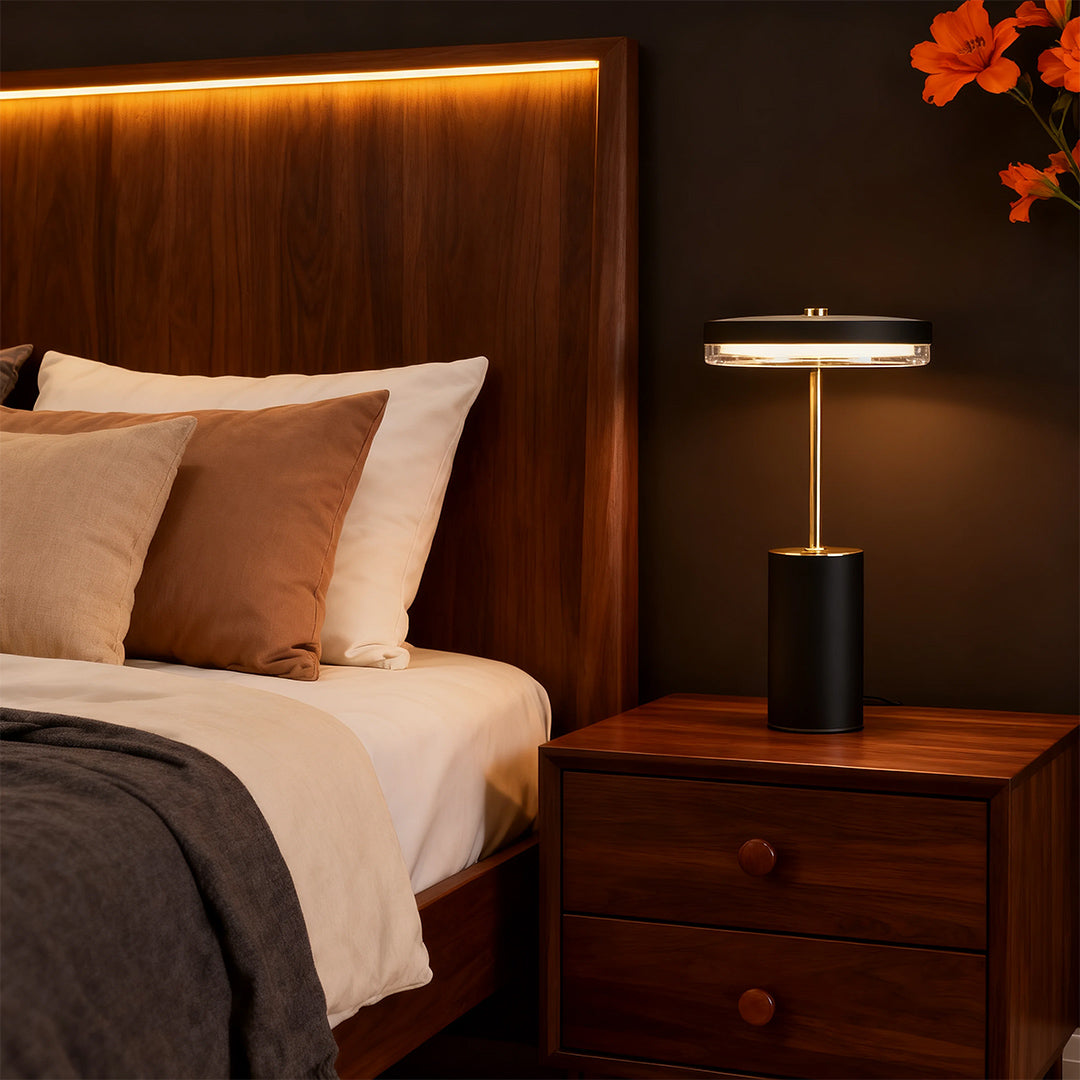 Sophisticated European-Style Metal Cylinder Table Lamp for Living Room