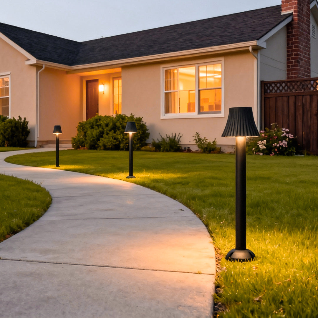 Elegant Black Mushroom Outdoor Path Light for Courtyard Landscaping