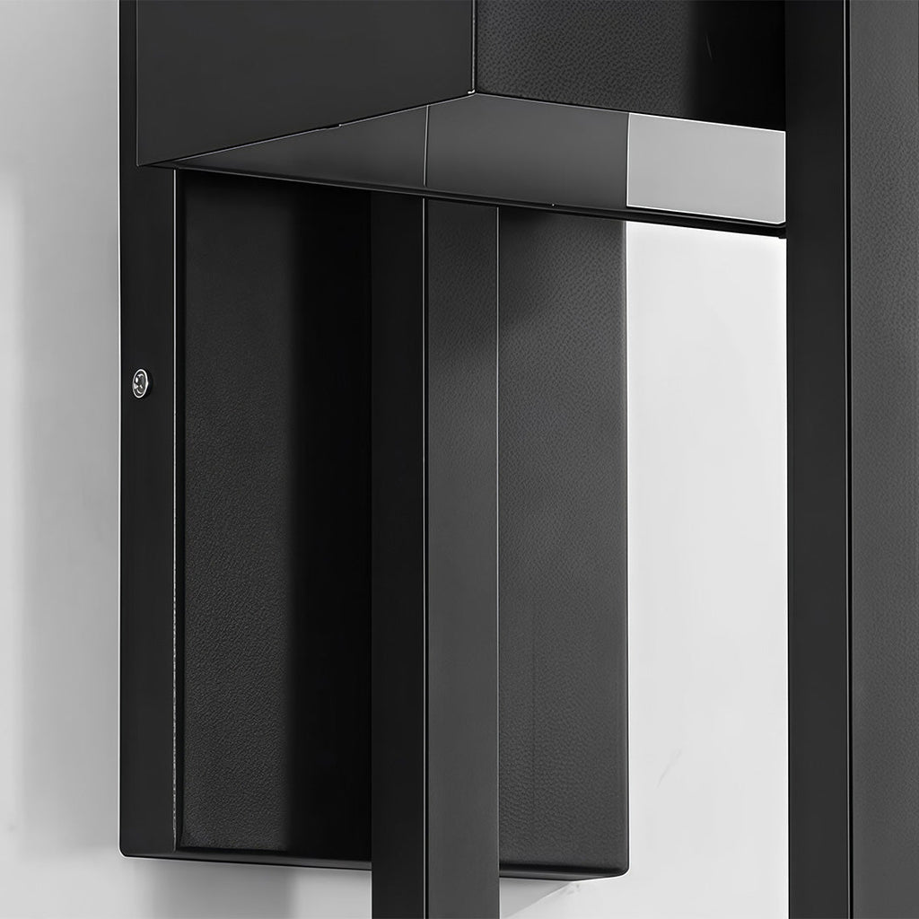 Sleek Black Rectangular LED Outdoor Wall Sconce for Modern Patios