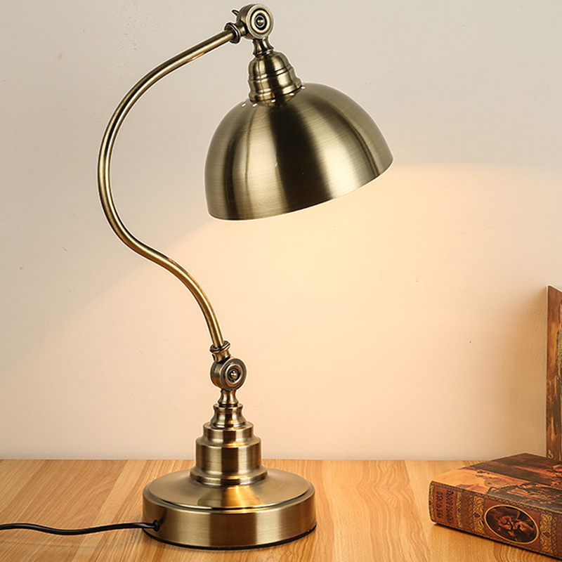 Vintage Bronze Gooseneck LED Desk Lamp – Stylish Metal Lighting for Office