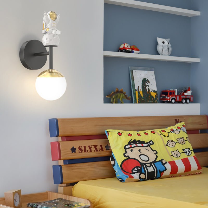 Kid's Room Cartoon Astronaut LED Wall Sconces with 3-Step Dimming
