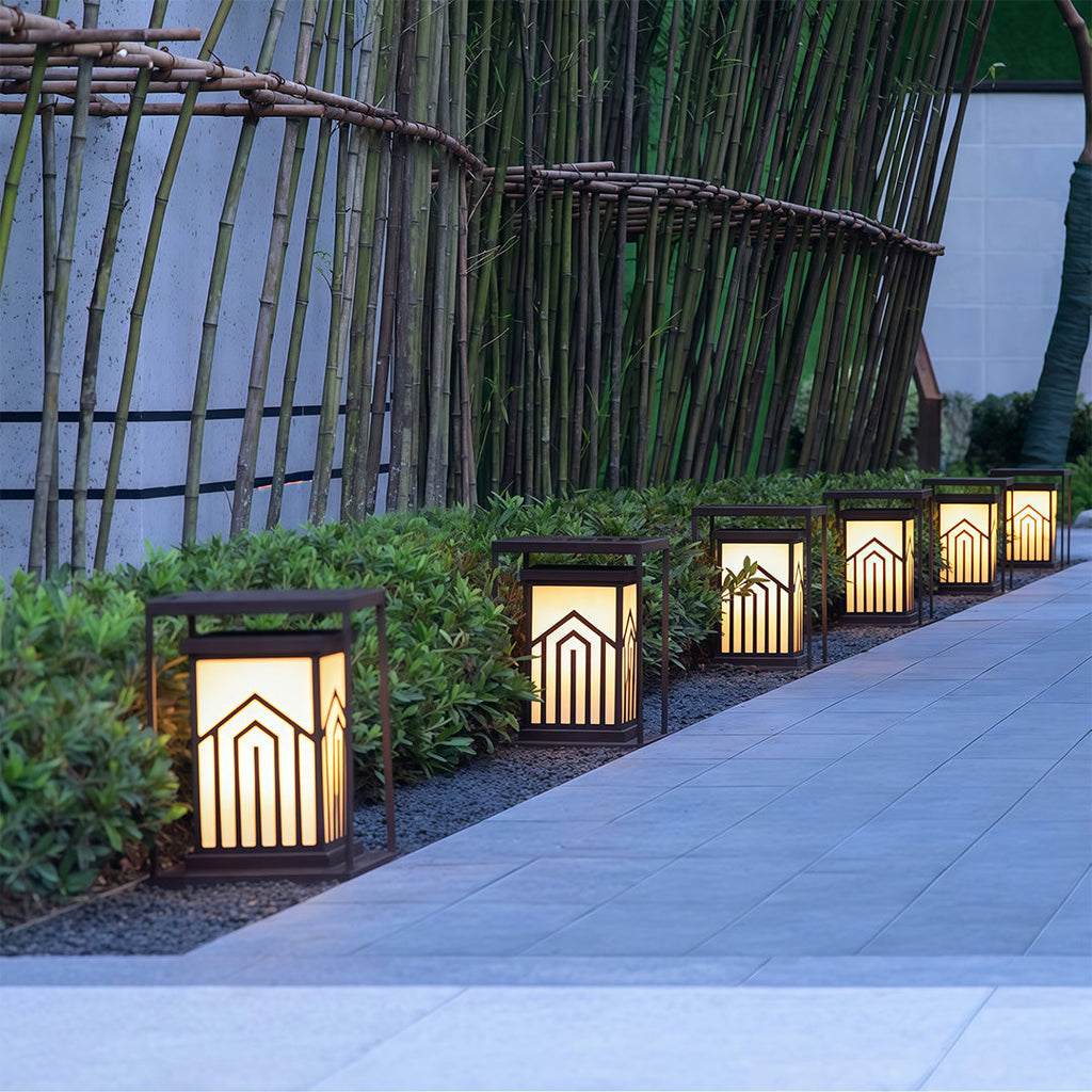Rustic Black Metal Waterproof Lantern Outdoor Lights for Courtyard Garden