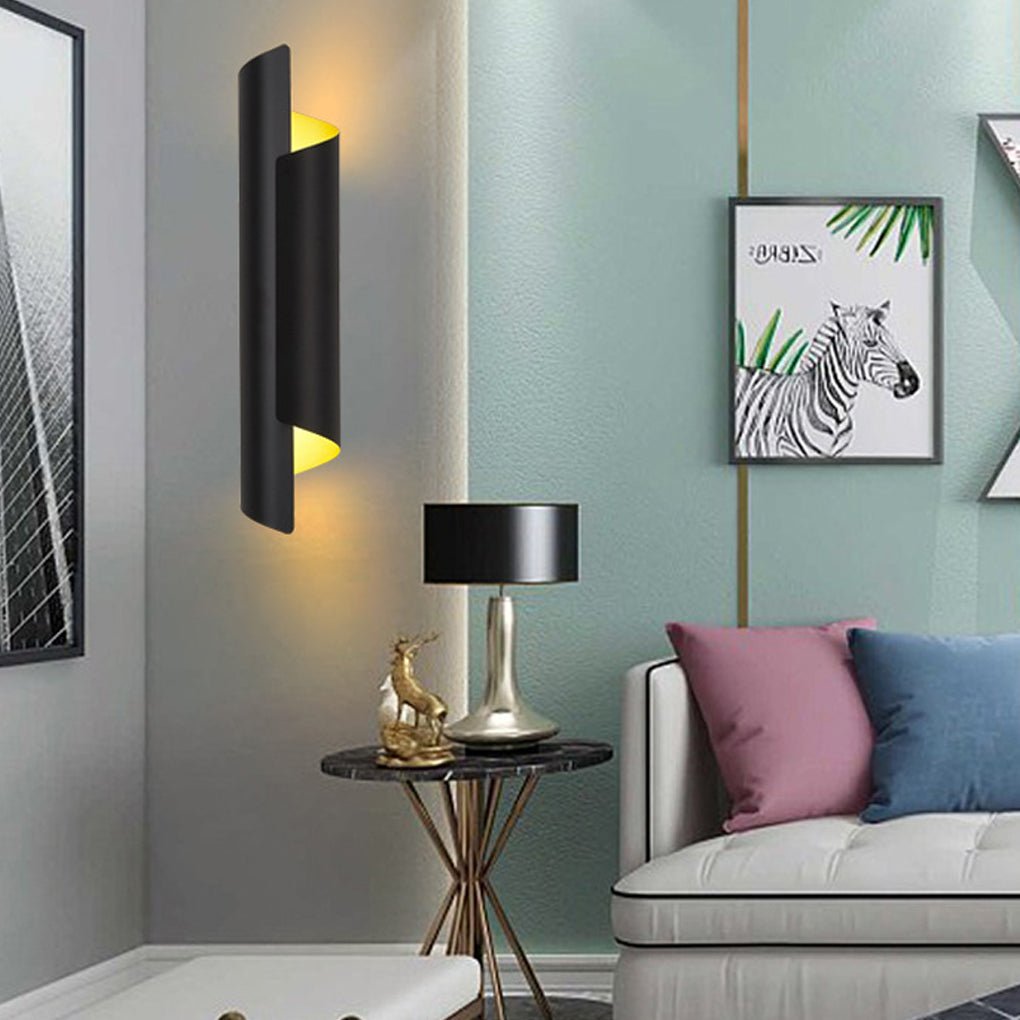 Chic Curved Metal LED Wall Lamp for Nordic Style Bedroom & Living Room