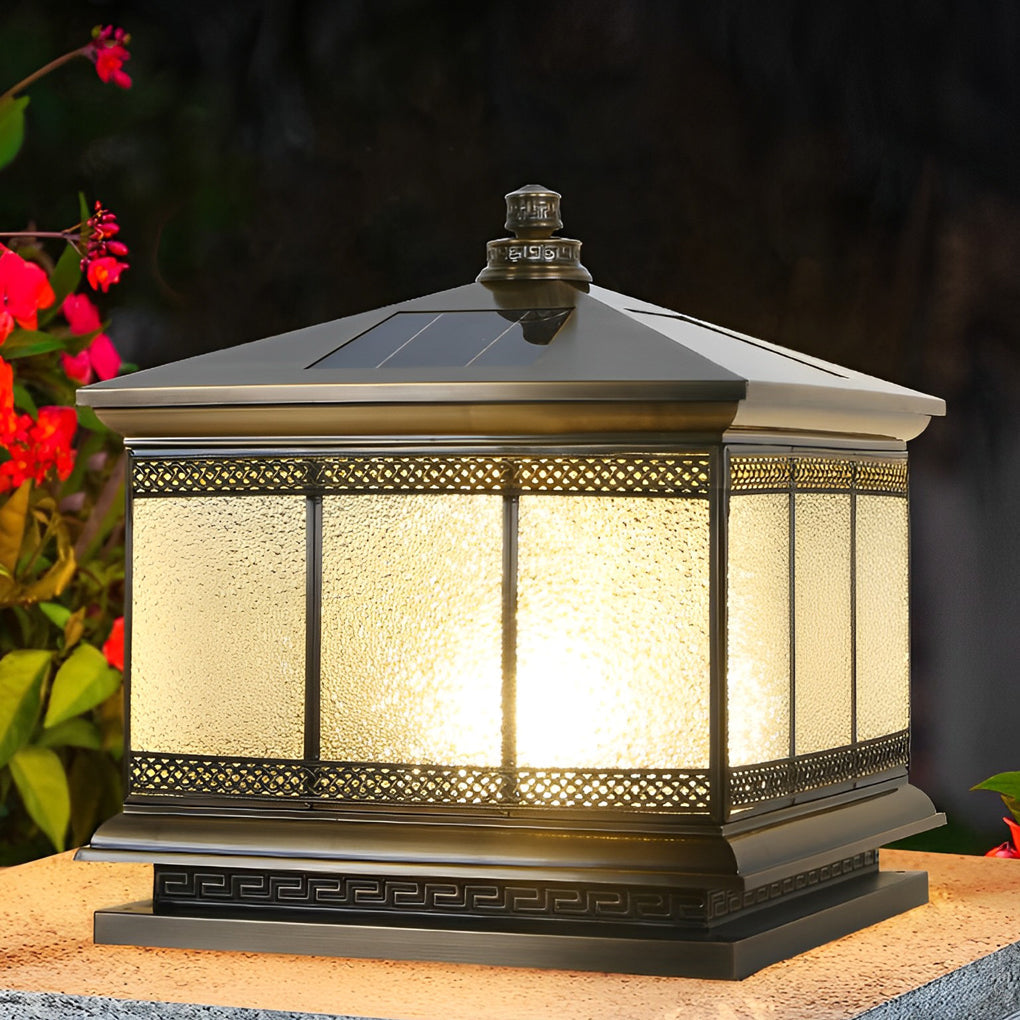 Vintage Copper Solar-Fueled Outdoor Gate Pillar Light for Fences