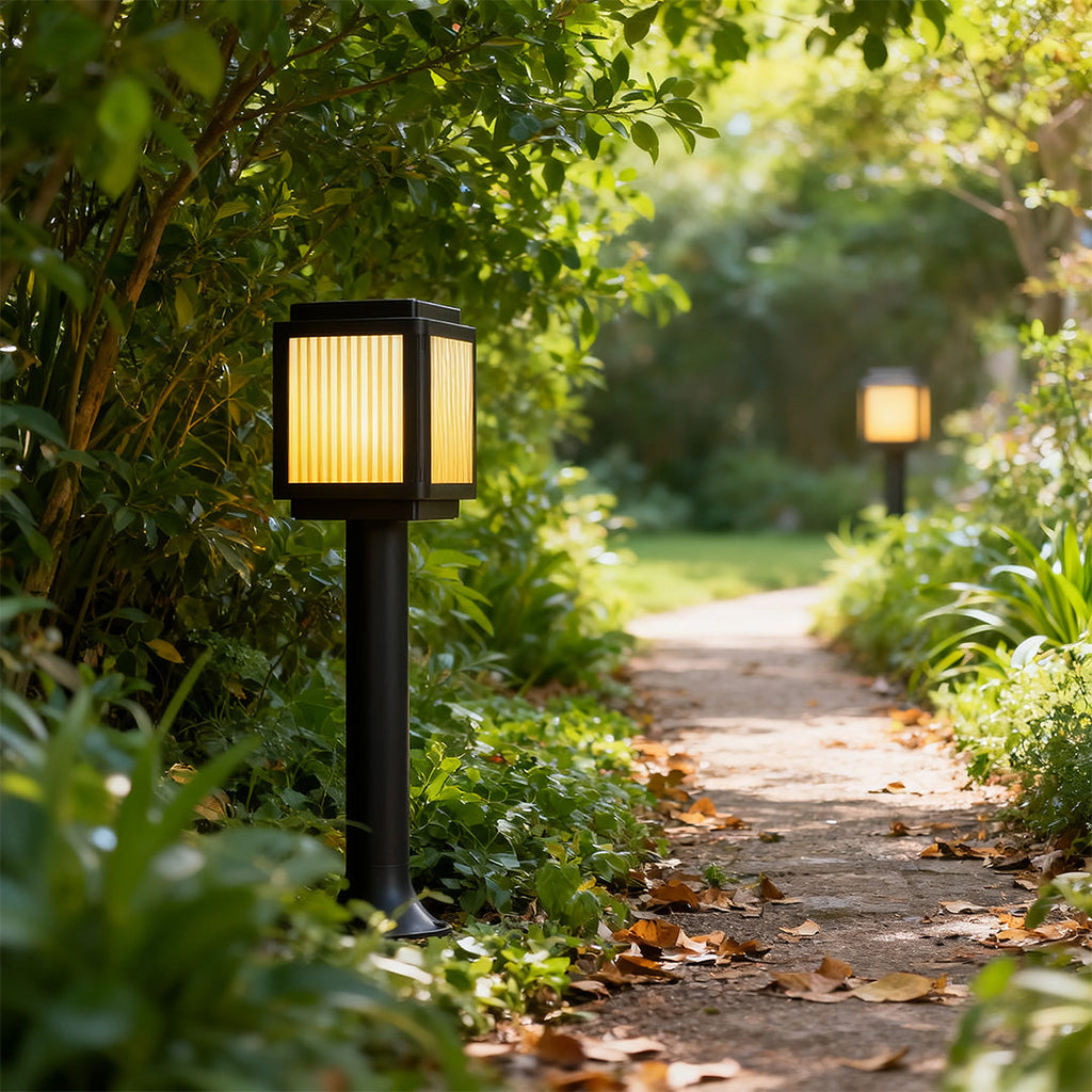 Modern Black Solar Pathway Lights - Stylish Garden Stake Fixtures