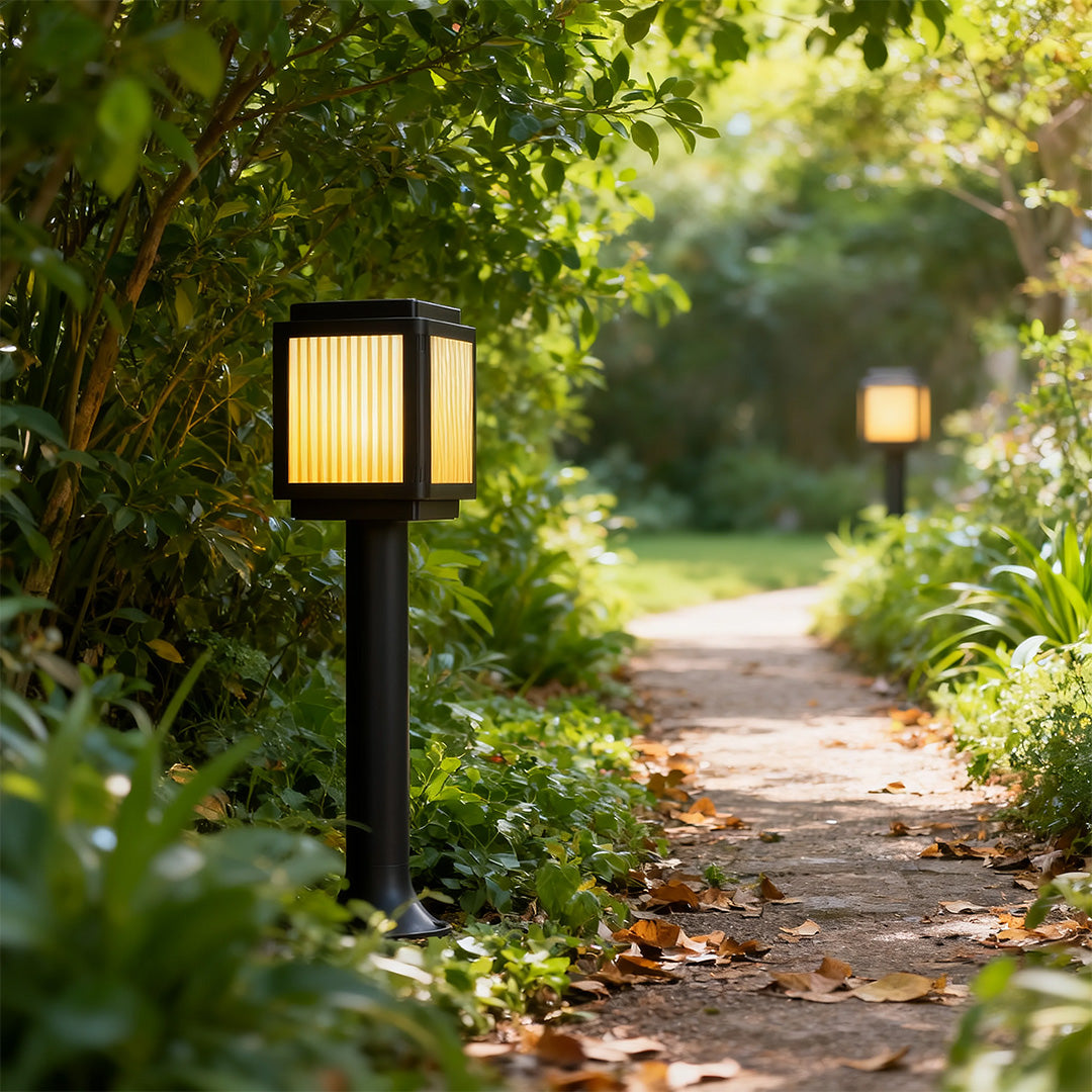 Modern Black Solar Pathway Lights - Stylish Garden Stake Fixtures