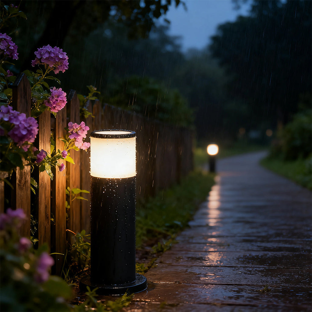 Sleek Black Outdoor Bollard Pathway Lights for Gardens and Landscapes