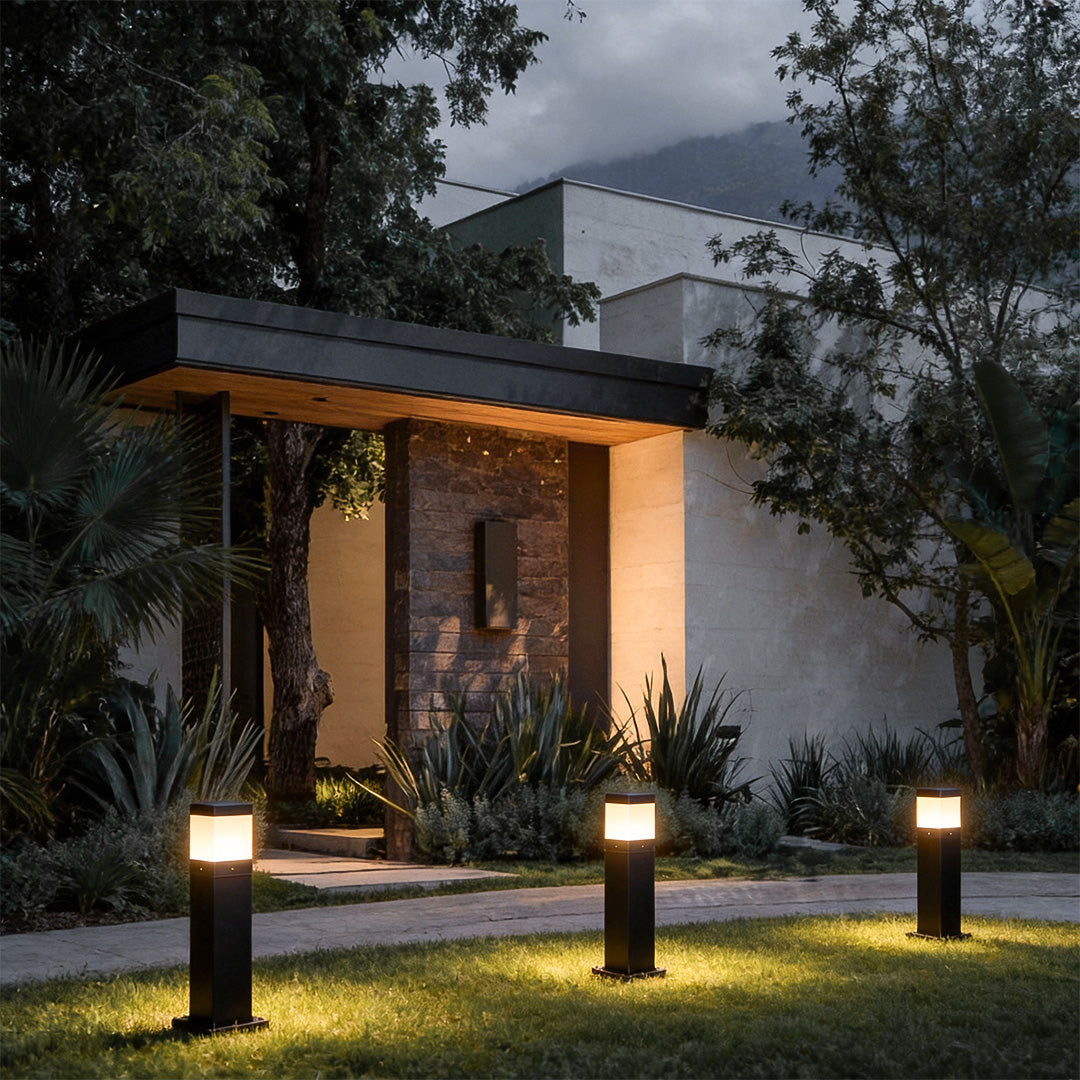 Modern Square Black Cob Outdoor LED Bollard Lights for Commercial Spaces