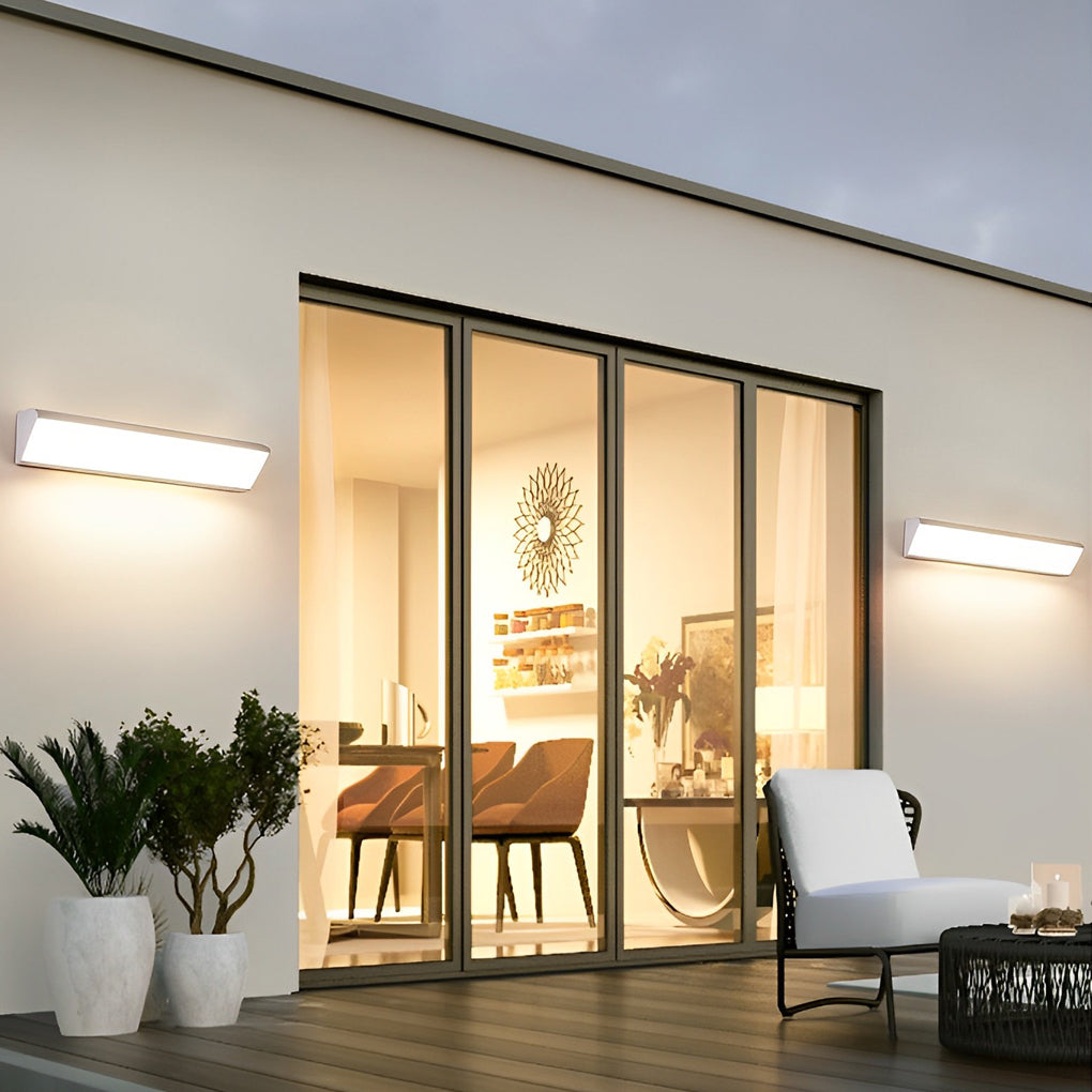 Modern Waterproof Black LED Wall Sconce for Outdoor Patio Lighting