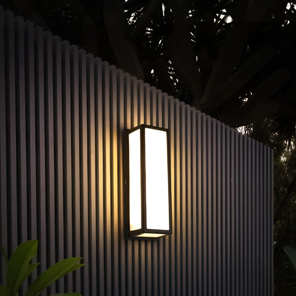 Sleek Black Waterproof LED Outdoor Wall Light for Modern Patios & Gardens