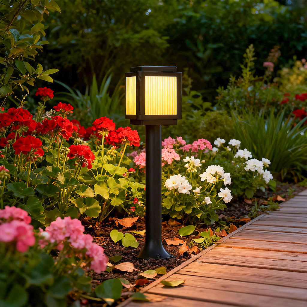Modern Black Solar Pathway Lights - Stylish Garden Stake Fixtures