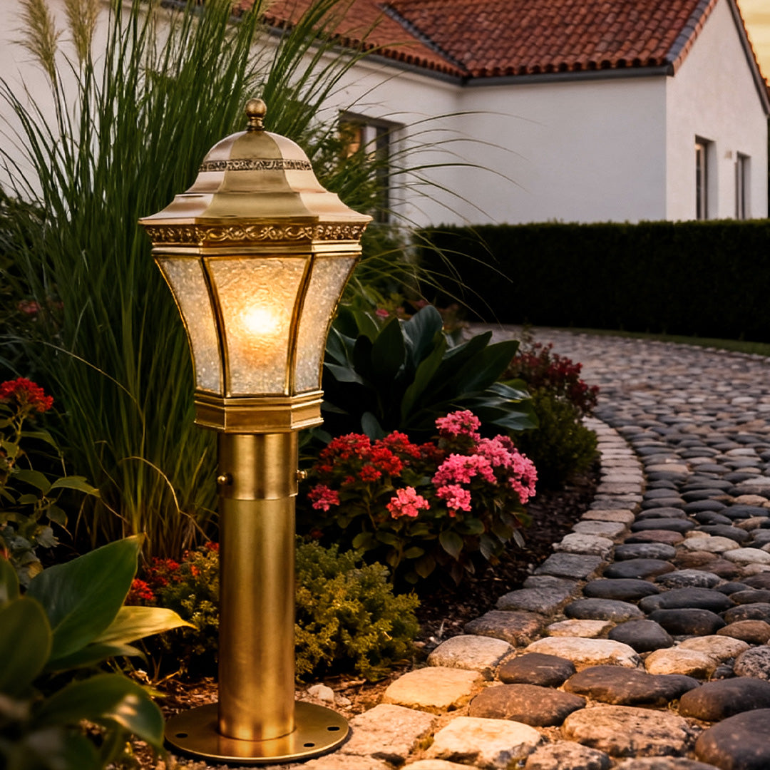 Elegant Copper Waterproof Outdoor Glass Pathway Lights for Garden Walkways