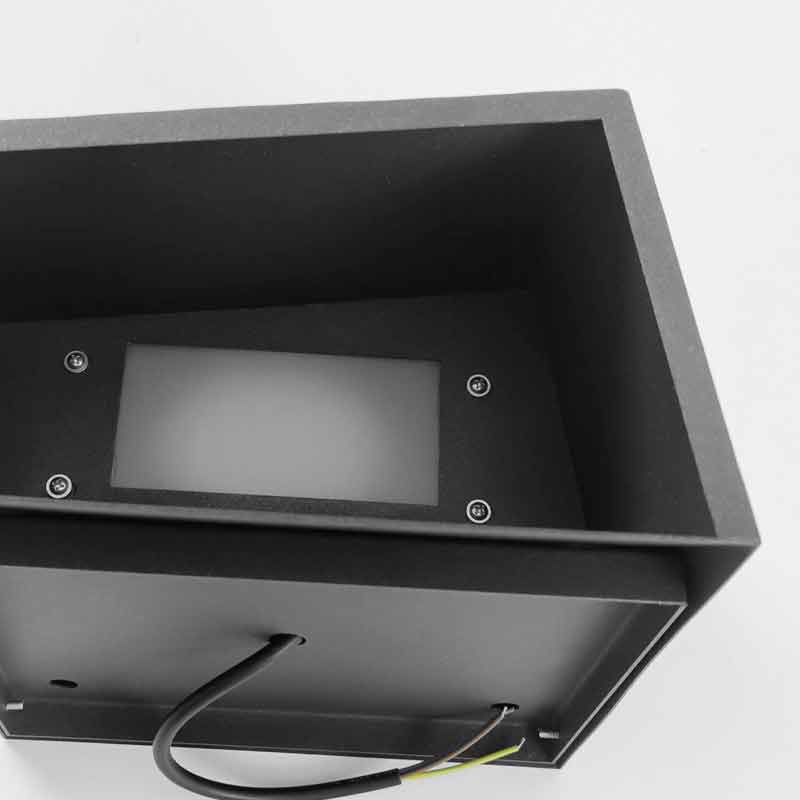 Sleek Geometric Aluminum Cube Path Light for Outdoor Landscape Lighting