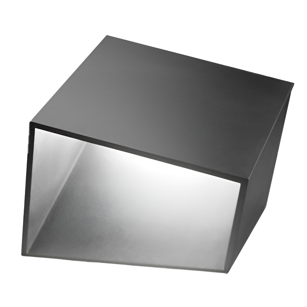 Sleek Geometric Aluminum Cube Path Light for Outdoor Landscape Lighting