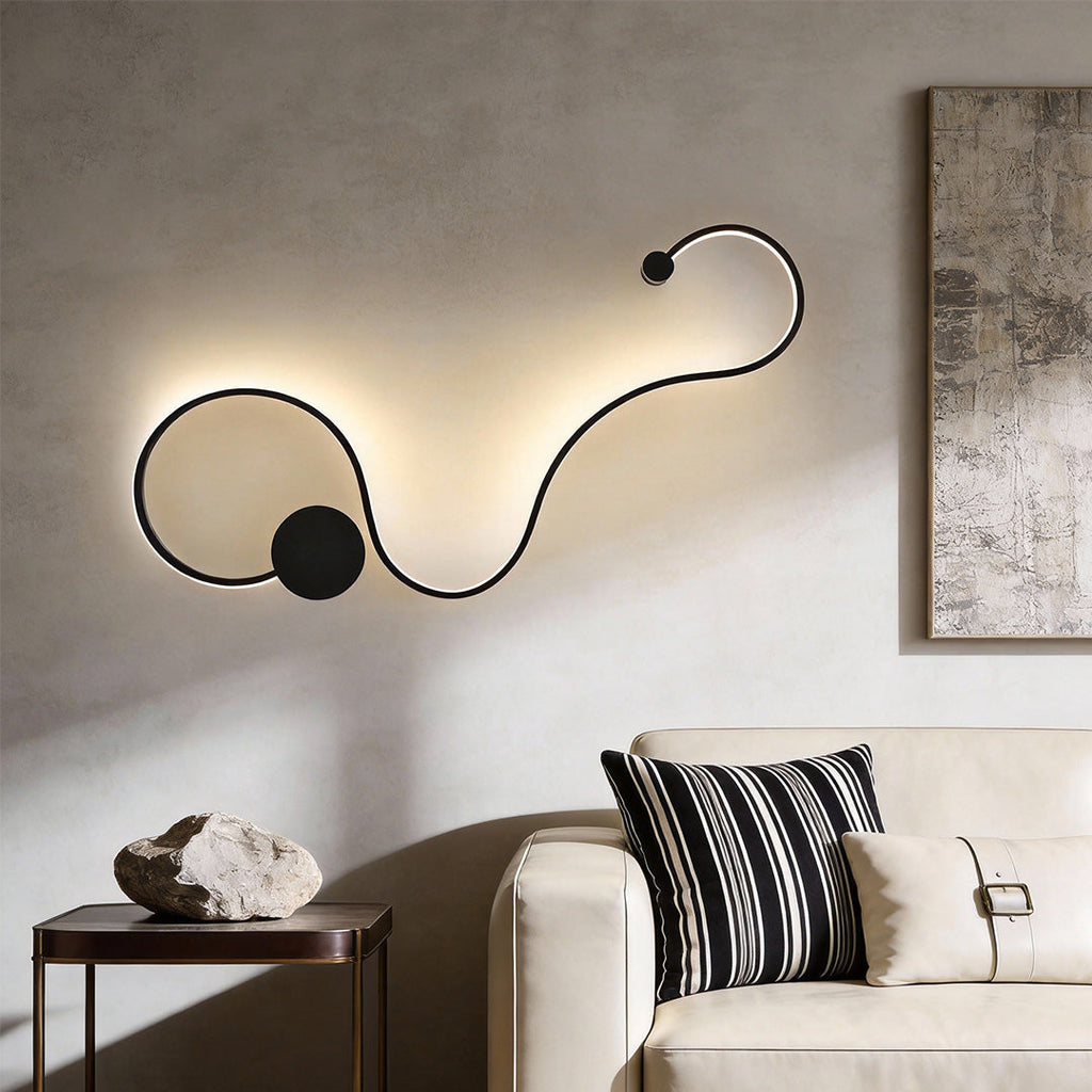 Modern Black Curved LED Wall Sconce for Hallway or Living Room Decor