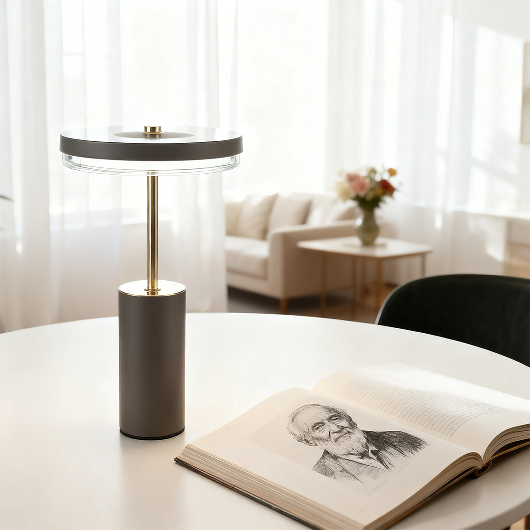 Sophisticated European-Style Metal Cylinder Table Lamp for Living Room